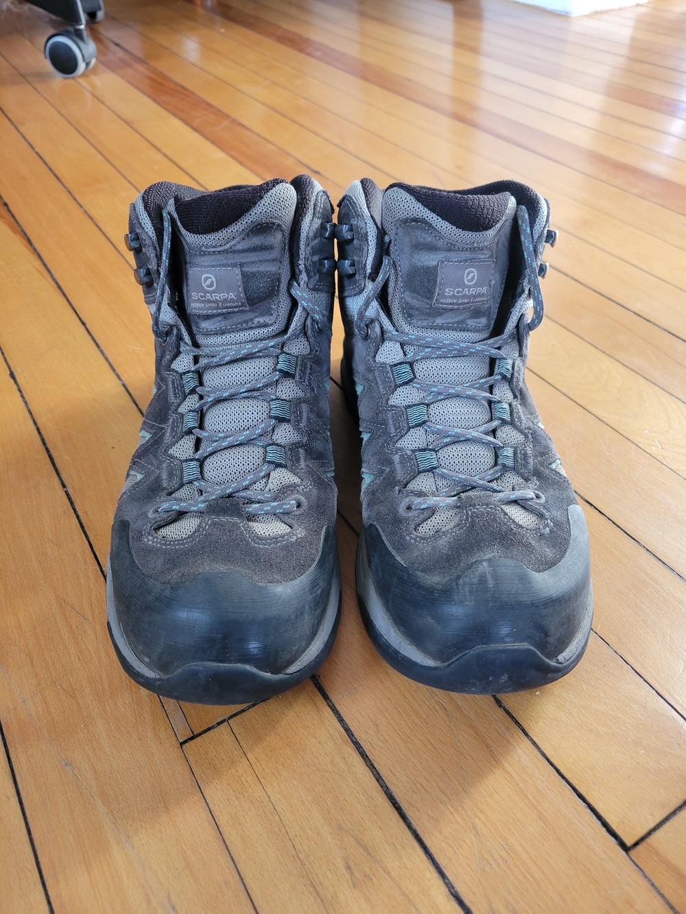 Scarpa Women's Gray Hiking Boots